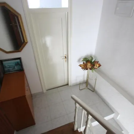 Apartment Belinic *